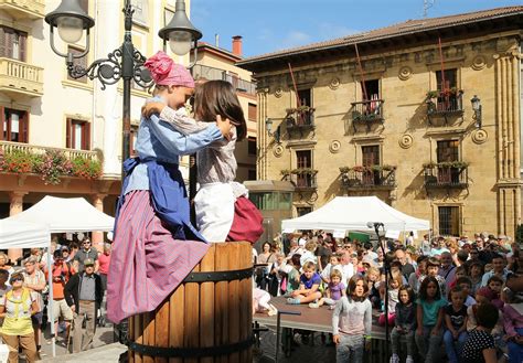 oficina turismo zarautz|Turismo, Fiestas y Eventos